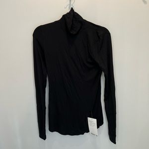 Lululemon Full Day Ahead Turtleneck